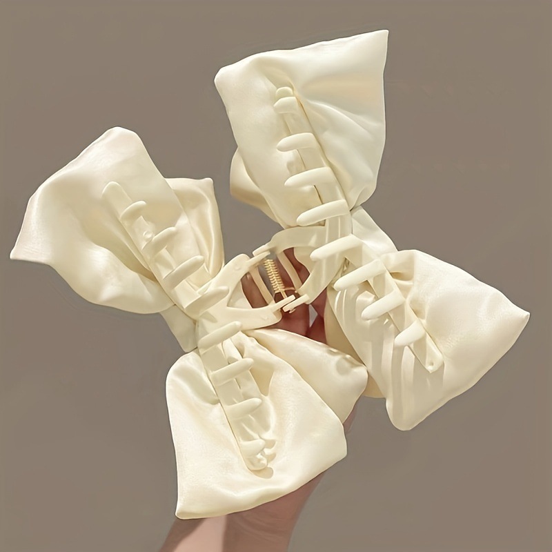 Super Large Bowknot Grip Clip  - Hi Tech Accessories のレビューと価格
