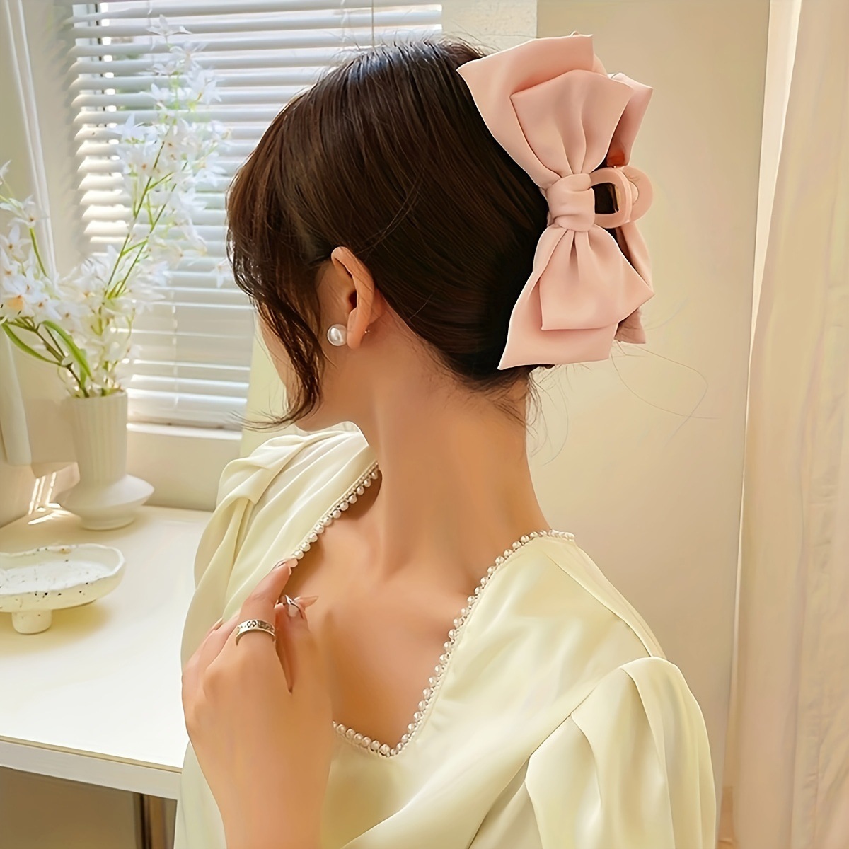 Super Large Bowknot Grip Clip  - Hi Tech Accessories のレビューと価格