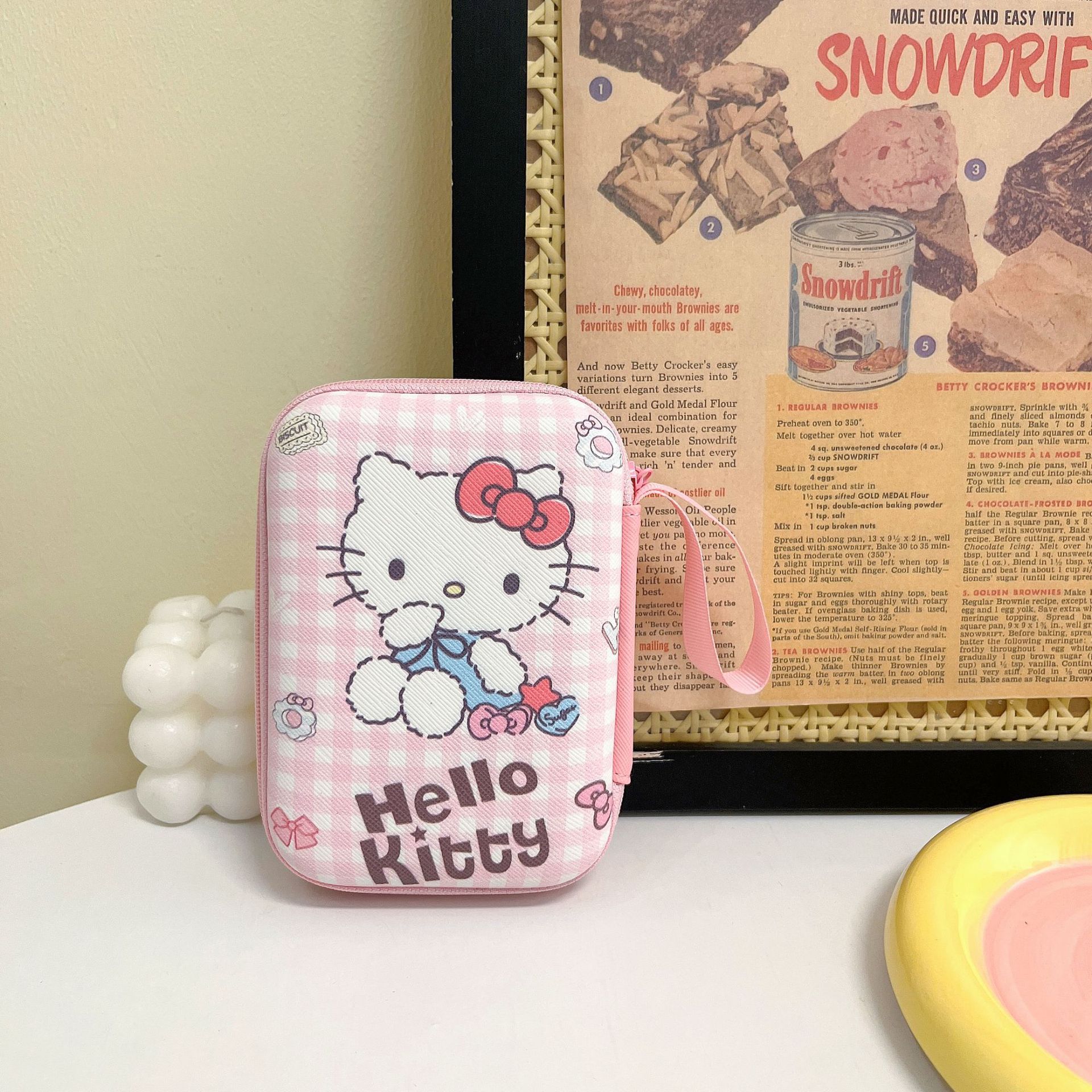 Hello Kitty Portable Storage B - Travel Cable Organizer のレビューと価格