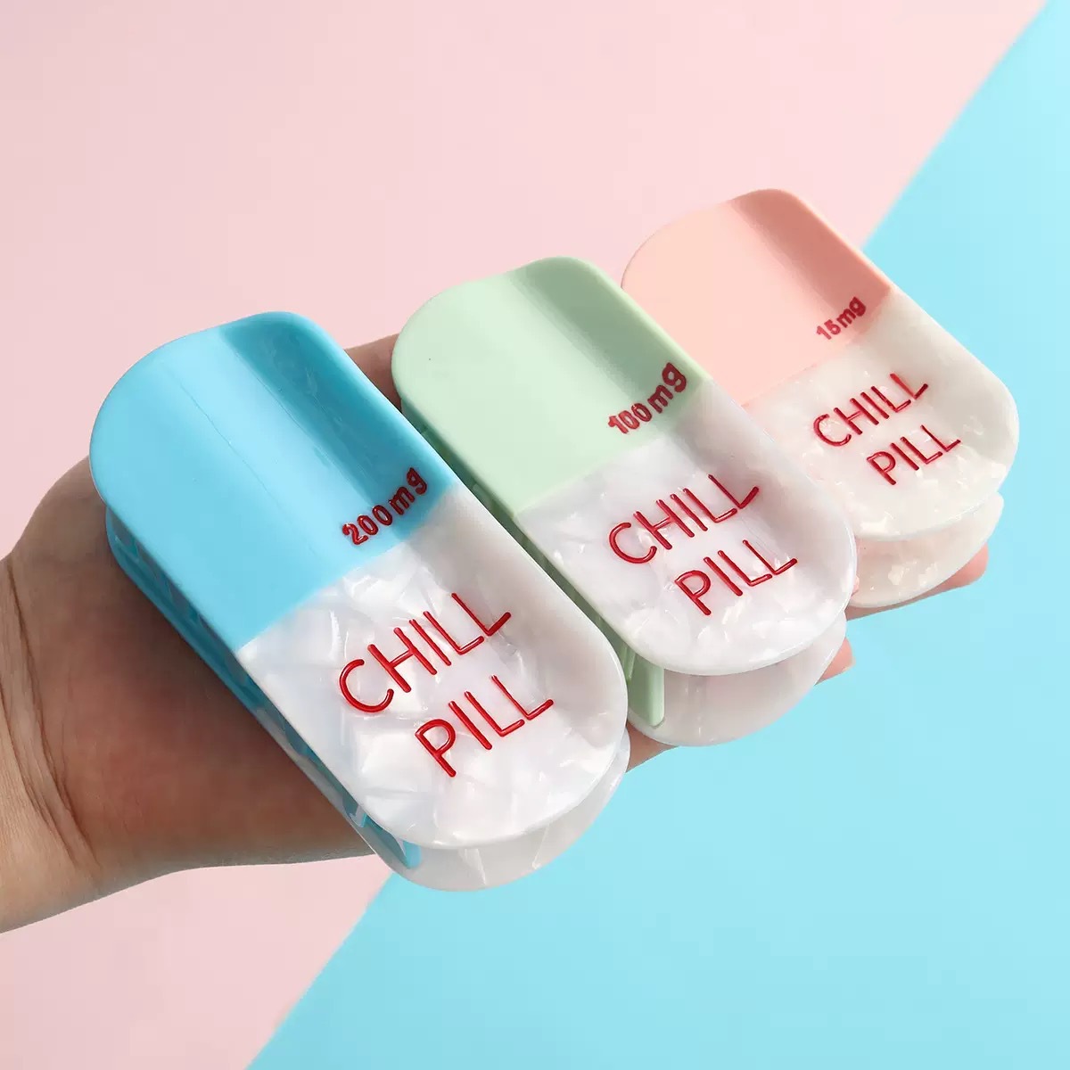Color Block Pill Heart Medical - Hi Tech Accessories のレビューと価格