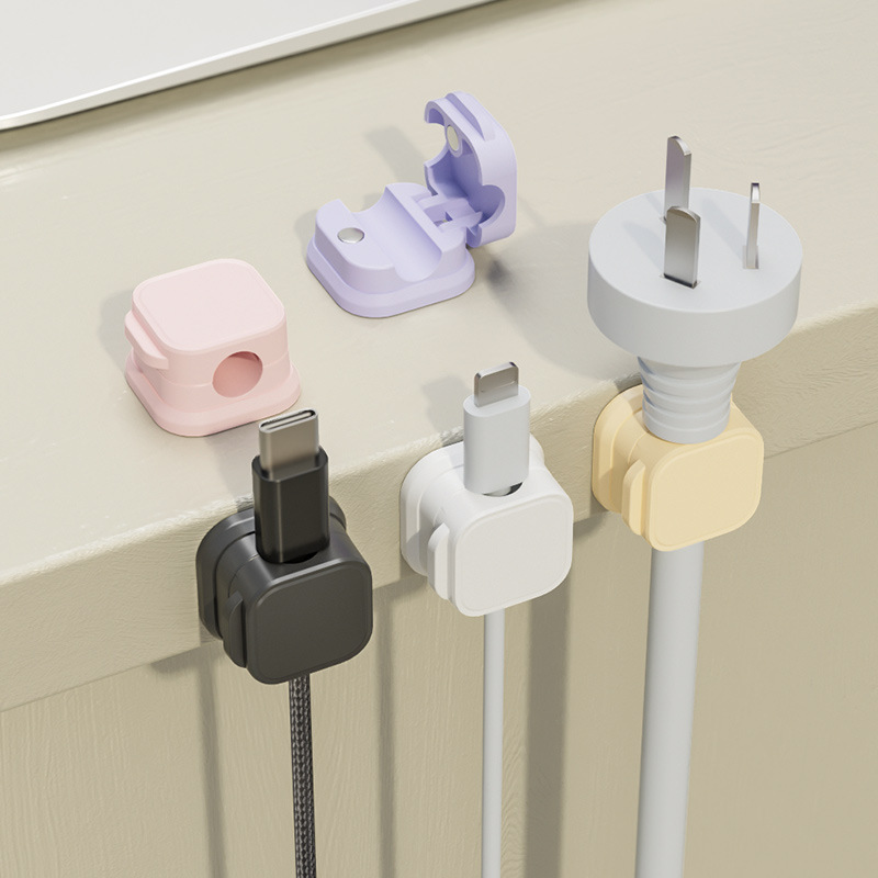Multi Color Magnetic Cable Man - Desk Cable Clip のレビューと価格