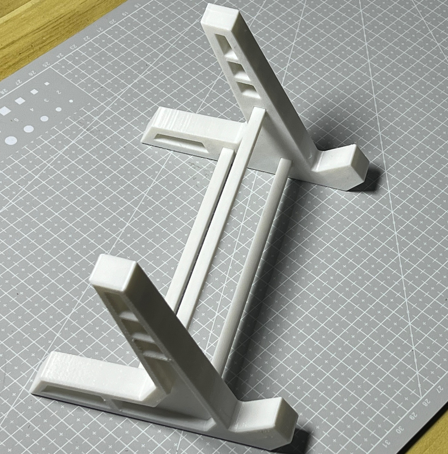 Desktop Hidden Vertical Keyboa - Tech Accessories Storage のレビューと価格